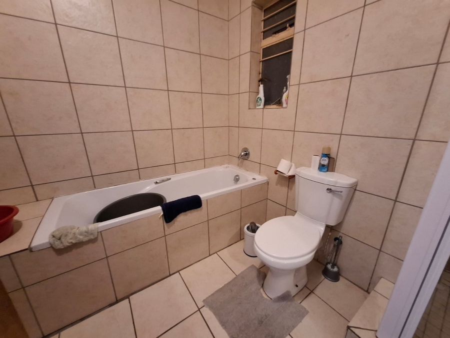 2 Bedroom Property for Sale in Pellissier Free State